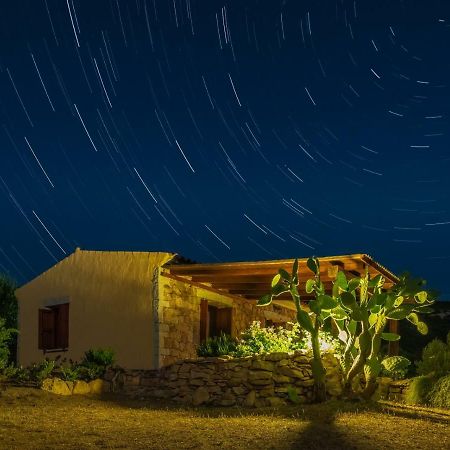Stazzu Gallurese Villa Portisco Buitenkant foto