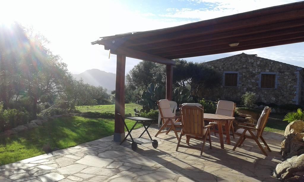 Stazzu Gallurese Villa Portisco Buitenkant foto
